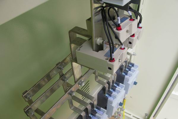 西城配电柜-应急照明配电柜使用对工作人员的具